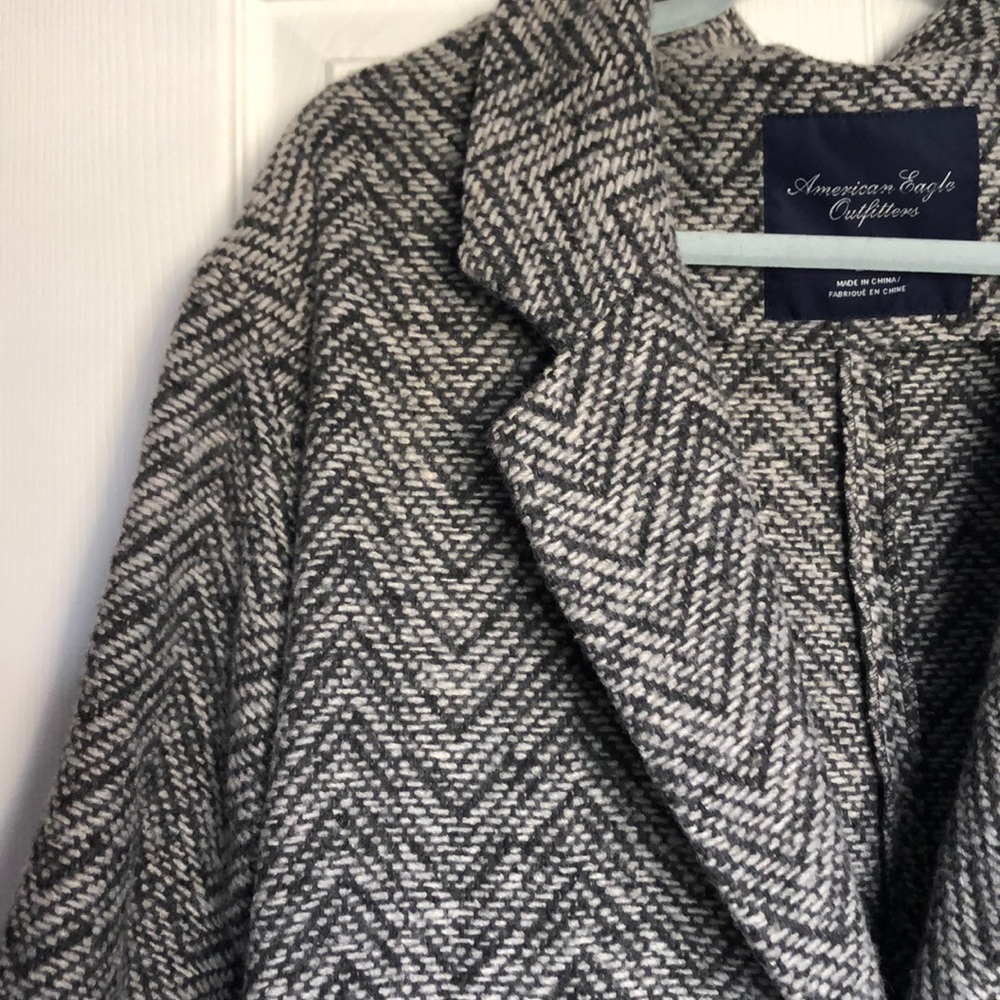 Grey Coat - Picture 5 of 5
